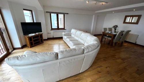 Westward Ho! Oceanview Getaway with Parking - Foto 2