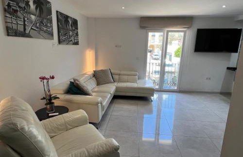 Arroyo de la Miel - Photo 2