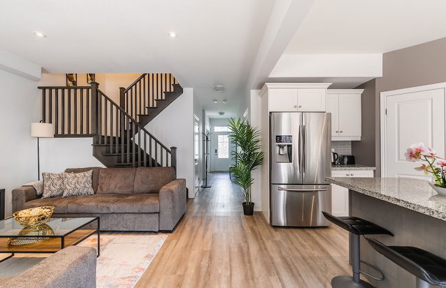 GLOBALSTAY. Waterfront 5BR Townhouse. Private HOT TUB, Gym, Sauna - Foto 27