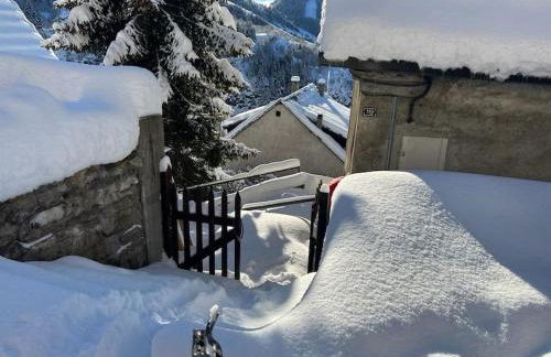 Les Astrances, logement dans une maison de village - Photo 1