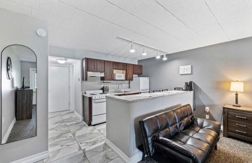 Chic New York Studio with Kitchen - Foto 12