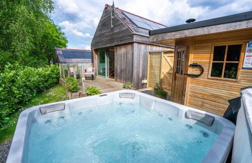 Lavender Lodge 1BR with Hot Tub near Black Mountain - Foto 1