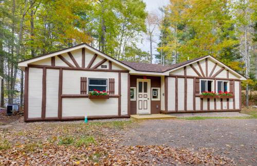 Peaceful Nature Escape on Little Portage Lake! - Foto 2