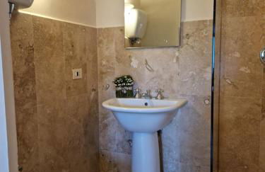 Villa Calcina, Beautiful Tuscan Farmhouse - Photo 39