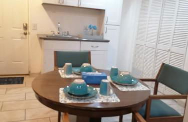 Great motherlaw apartments with your own entrance! - Foto 12