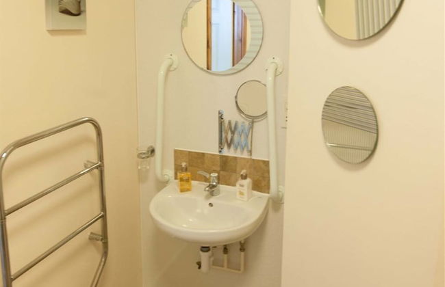 Glenernan Self Catering Cottages - Photo 4