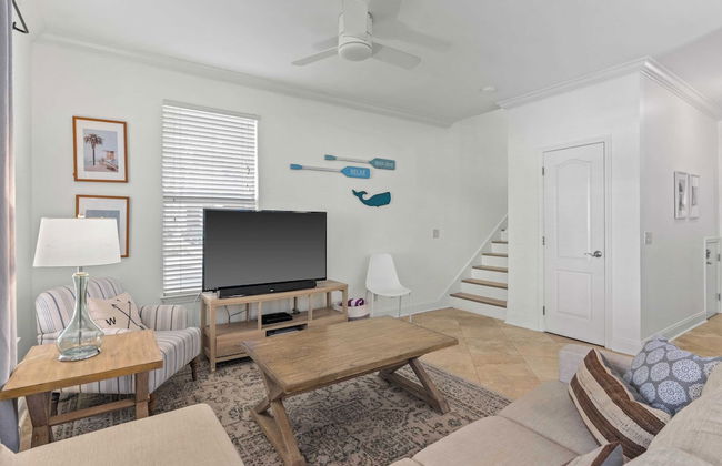 Coral By Avantstay Gorgeous Three Story Home w/ Two Balconies - Foto 8