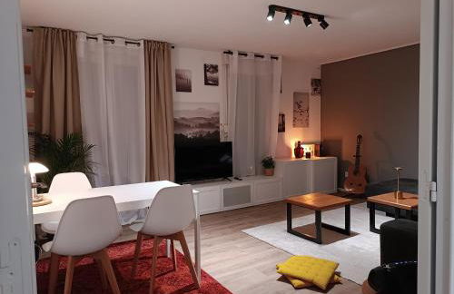 Stylish 1-bedroom flat with beautiful terrace , for a cosy Retreat - Foto 2