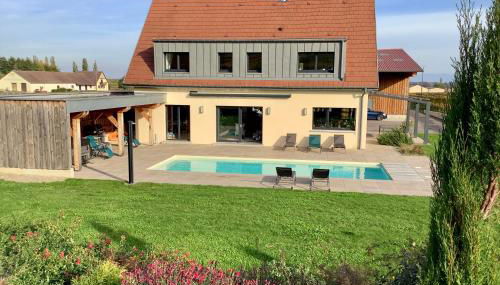 Superbe Maison Jacuzzi+Piscine au cœur des vignes - Foto 4, Garden, sunbed