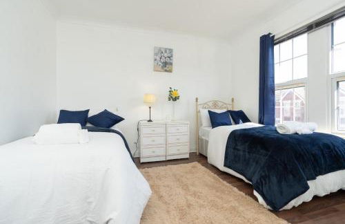 Classy Home near Southampton Airport -Free parking - Foto 12