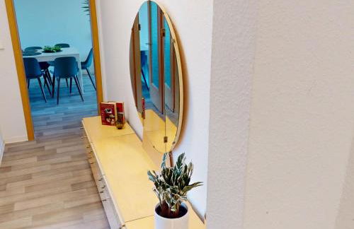 Moderner Plattenbaucharme mit WLAN - Foto 11