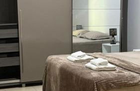 Minha mini casa aconchegante de 2 quartos e 2 camas de casal com Ar condicionado nos dois quartos - Foto 21