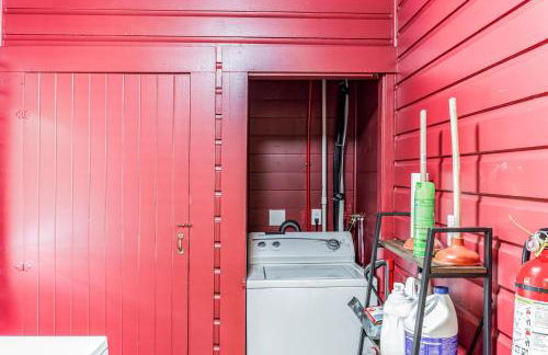 Charming Downtown McCloud Retreat home - Foto 20