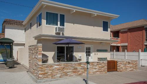 Newport Beach House 1 block from the beach FREE pickleball courts and 6 beach cruisers - Foto 3