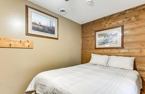 1 Mi to Lake Arbutus Pet-Friendly Home, Fire Pit - Foto 15