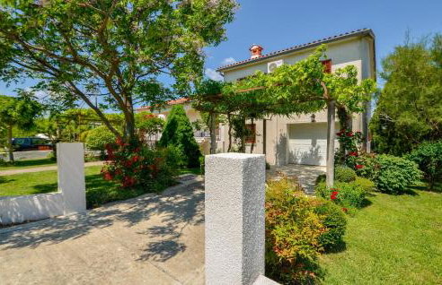 Stunning Home In Labin With Wifi - Photo 7