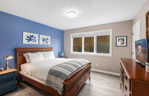 Scenic AGaMing Escape Torch Lake Views and Golf - Foto 11