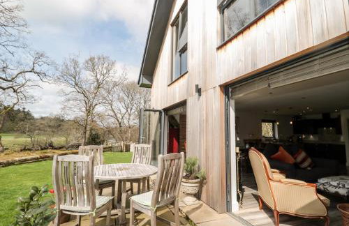 Romsey Lodge - Photo 16