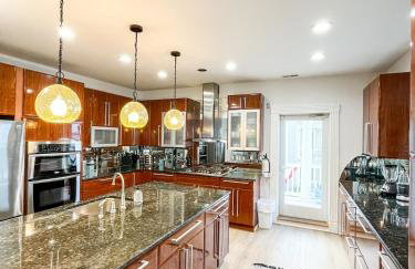 Icon Playce: Beachfront with 360 rooftop - Foto 41