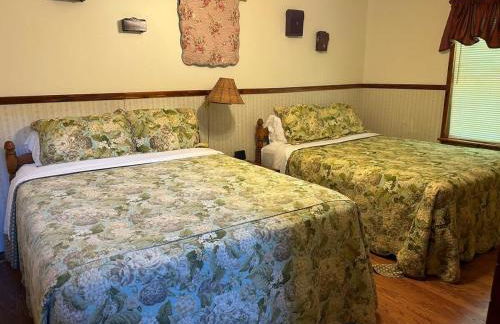 Deluxe Cabin #17 with Jacuzzi on Patoka Lake in Southern Indiana - Foto 8