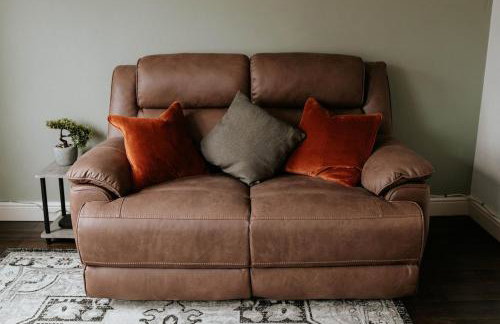 River Cottage - Photo 3