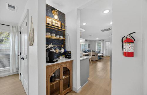 Walk to stadium! Cozy 2BR home - historic district - Photo 14