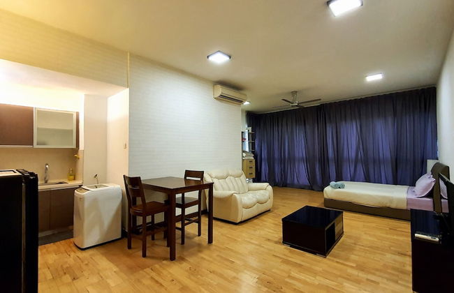 Best KL City View at Regalia Residence - Photo 3