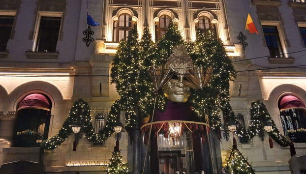 La capitale decorata per Natale