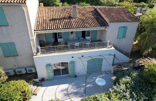 Sea View Studio with Large Terrace 5-Min Walk to the Beach - Foto 15