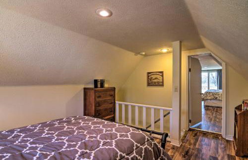 Lakefront Table Rock Getaway with Private Swim Dock! - Foto 12