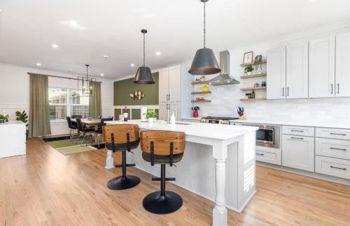 Disc Golf Getaway - Hot Tub, Soaking Tub, Games - Near Uptown - Foto 19