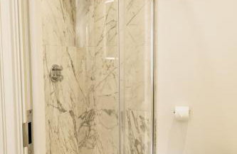 George Apartments - Photo 6