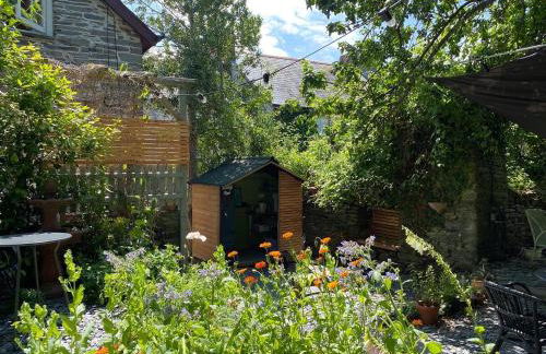 The Attic Apartment, Quay Street Studios Cardigan - Foto 24