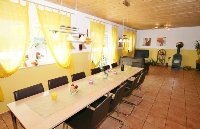 Spacious Chalet in Piesendorf With Sauna - Foto 14