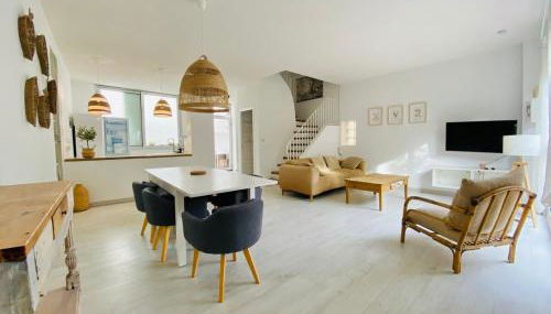 Duplex 3 Chambres Proche Gare Clim, WIFI, parking - Foto 3