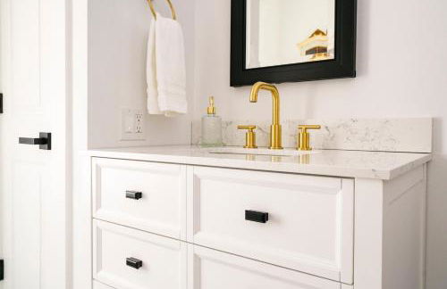 Very Cozy, 2 Bedroom Farmhouse Apartment 2nd FL - Foto 6