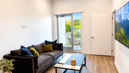Designer 1 Bedroom Condo in Silver Lake - Foto 2