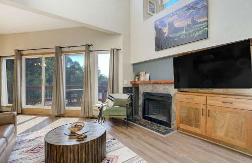 Sunstone Mesa Luxe Broadmoor Getaway w Hot Tub - Foto 3