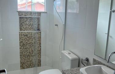 Estilo e Conforto Perto da Praia - Foto 11