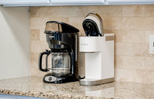 4 3 two King Beds Perfect Sunset Lake Views Pickleball Fire pit Lvl2 EV POA Pool - Foto 16