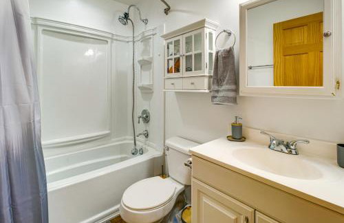 6 Mi to Main St Poplarville Cabin with Pasture View - Foto 13