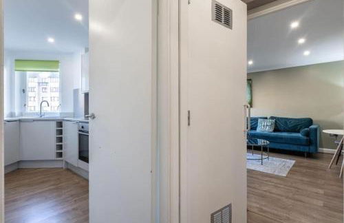 Modern Merchant City 1 BED Apartment with Free Parking - Photo 4