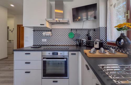 Vittorio Veneto - Modern and Central by Host Hero - Foto 12