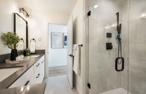 2022 Modern 3BR Tesla Charger City Views - Foto 5