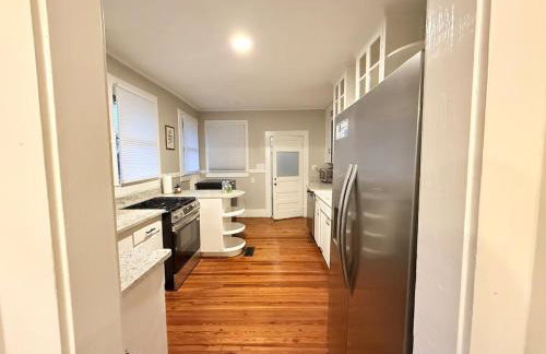 Cottontown Bungalow - Fast WiFi - Walk Downtown - Foto 6