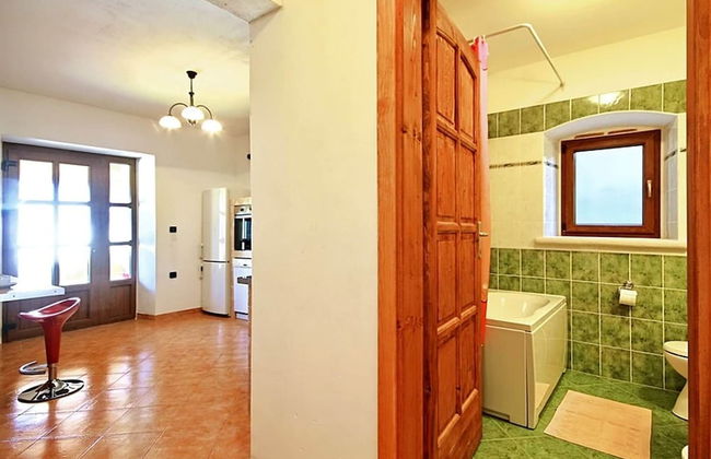 Authentic Villa in Tinjan With Private Pool - Foto 15