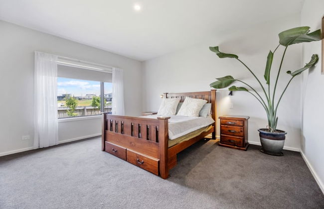 Modern Coastal Escape Pet Friendly With Fireplace - Foto 7