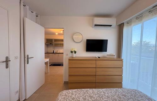 Charmant apt calme - proche plage et aéroport - climatisé - parking privé gratuit - Foto 10