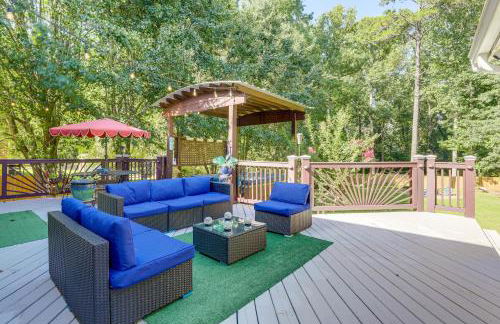 6 Mi to Stone Mountain Park Home with Deck! - Foto 29