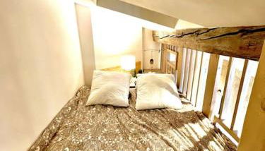 T1 Bis au coeur du centre historique - Photo 2